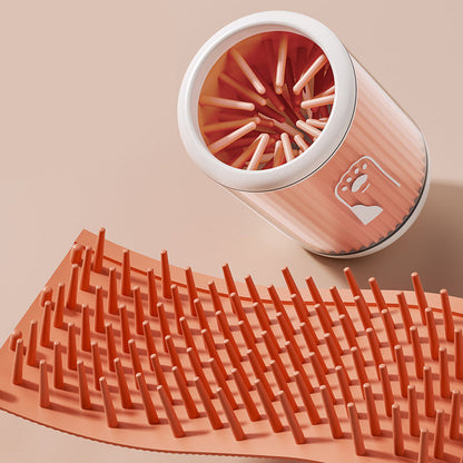 Tailora portable paw washer cup with soft silicone bristles and a flat cleaning mat for muddy pet paws